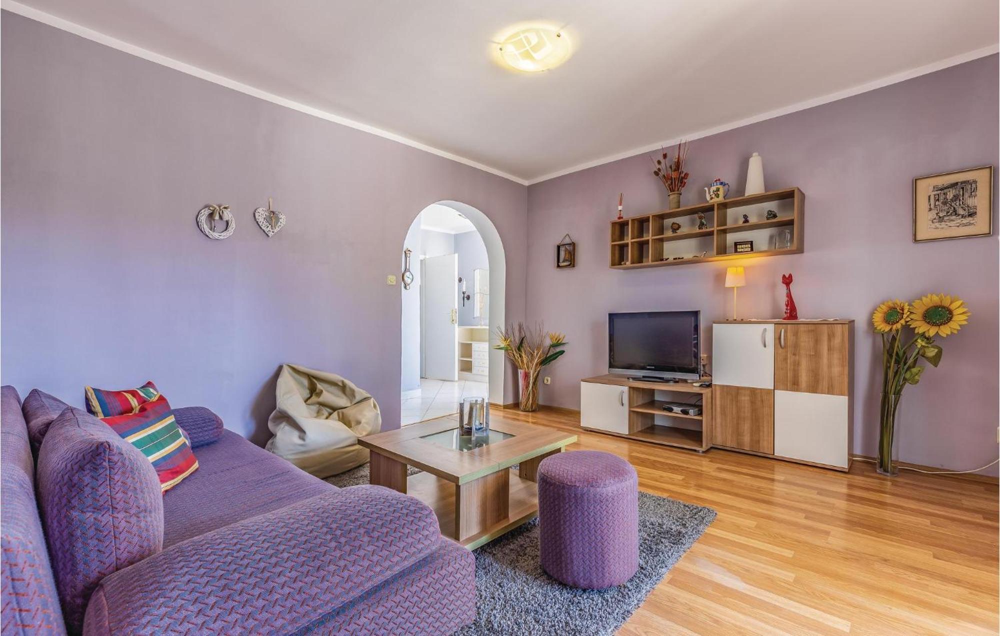 Gorgeous Apartment In Pula With Kitchen エクステリア 写真